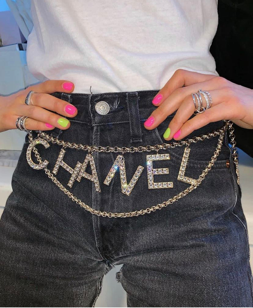 Chanel Gold & Red Chain Belt – Dina C's Fab and Funky Consignment